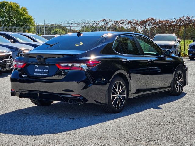 2023 Toyota Camry SE