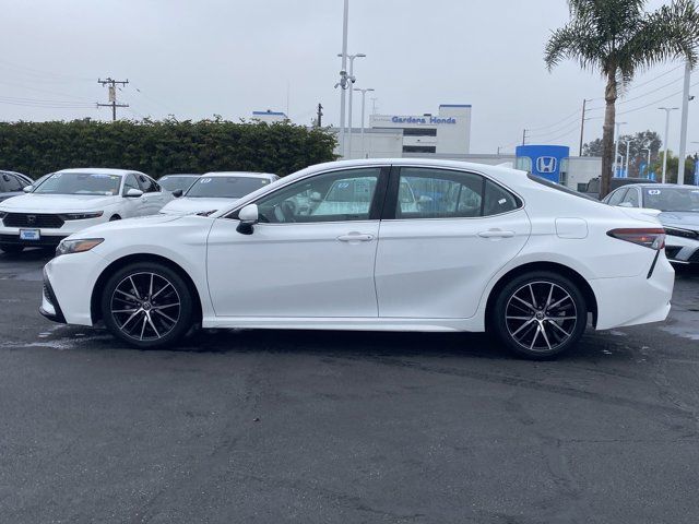 2023 Toyota Camry SE