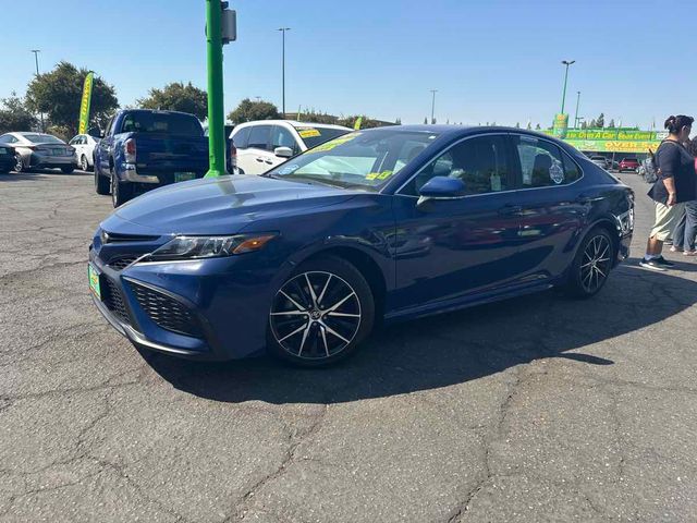 2023 Toyota Camry SE