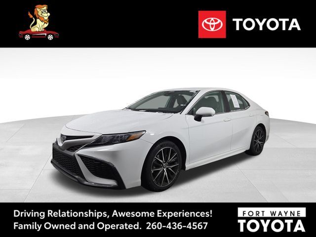 2023 Toyota Camry SE