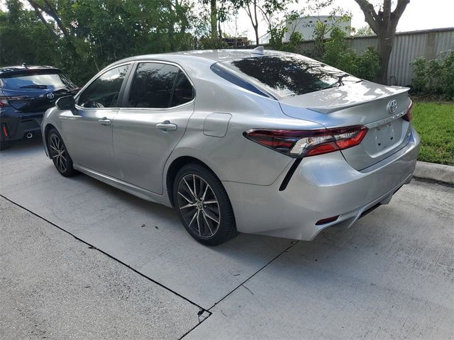 2023 Toyota Camry SE