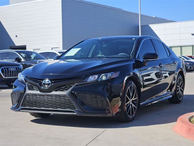 2023 Toyota Camry SE Nightshade