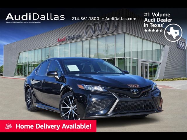 2023 Toyota Camry SE Nightshade