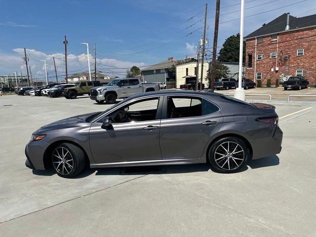 2023 Toyota Camry SE