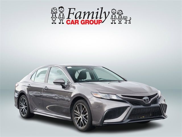 2023 Toyota Camry SE