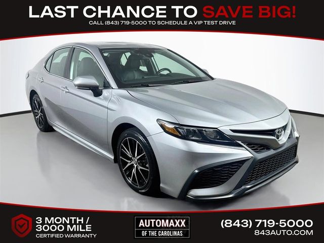 2023 Toyota Camry SE