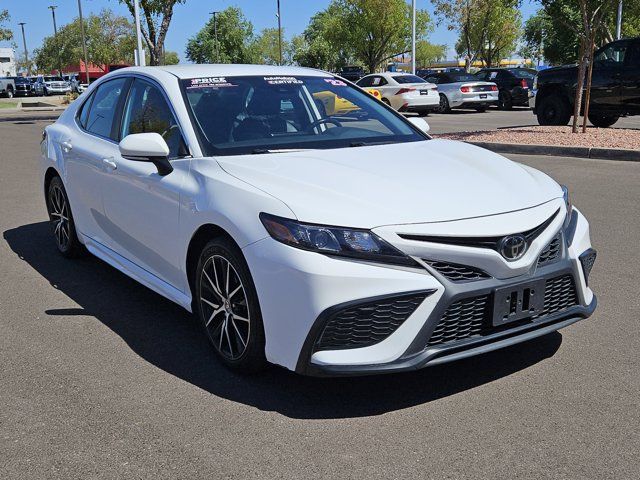 2023 Toyota Camry SE