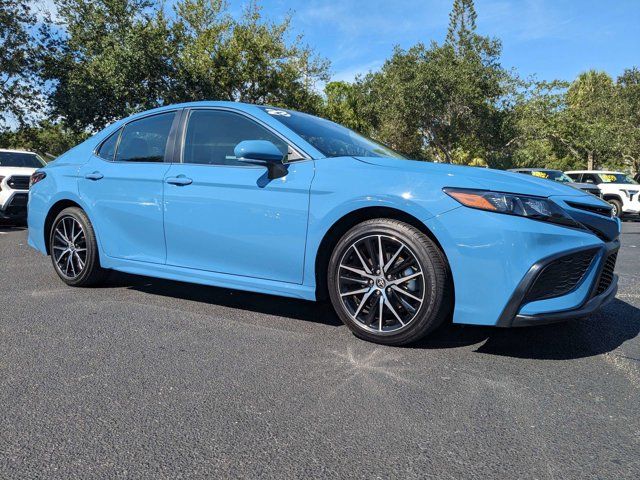 2023 Toyota Camry SE