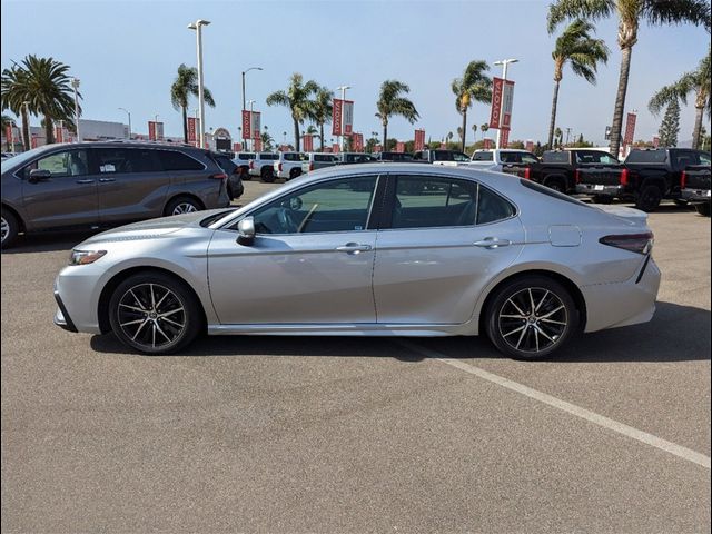 2023 Toyota Camry SE