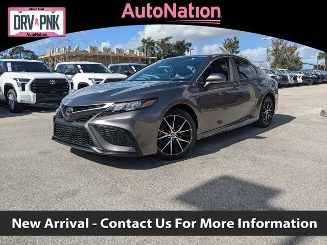 2023 Toyota Camry SE