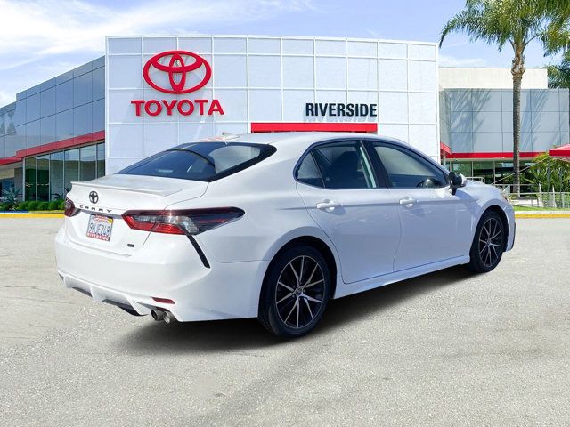 2023 Toyota Camry SE