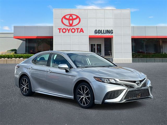 2023 Toyota Camry SE