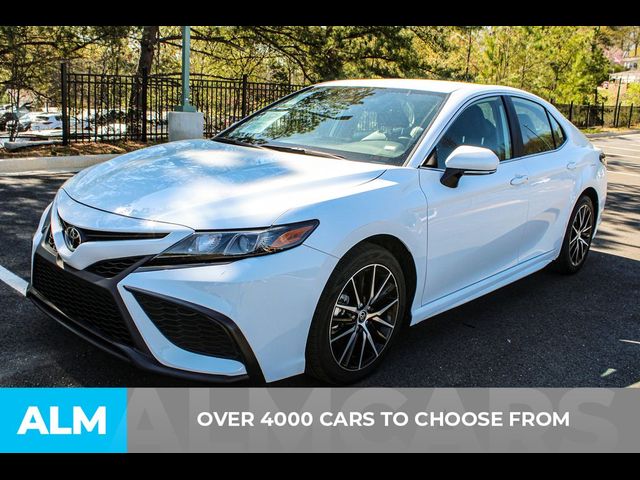 2023 Toyota Camry SE