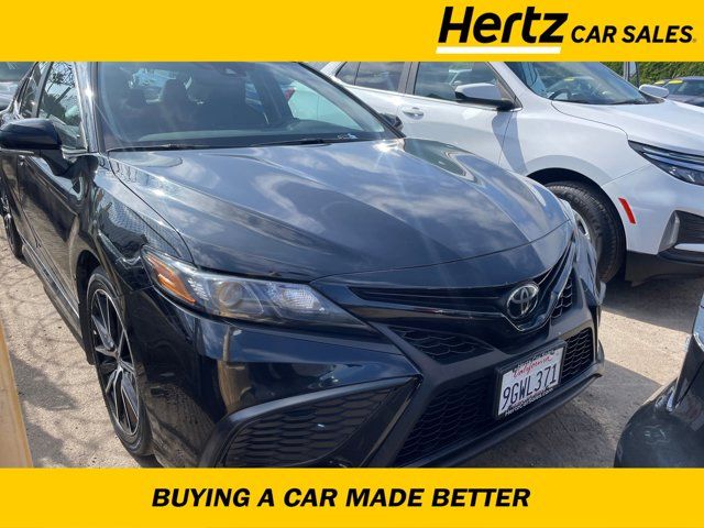 2023 Toyota Camry SE