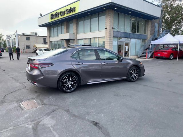 2023 Toyota Camry SE