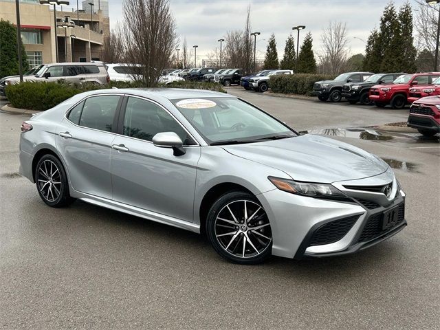 2023 Toyota Camry SE Nightshade