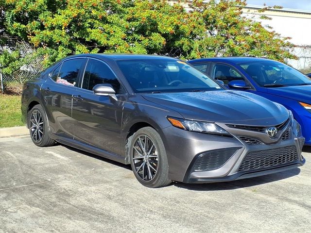 2023 Toyota Camry SE