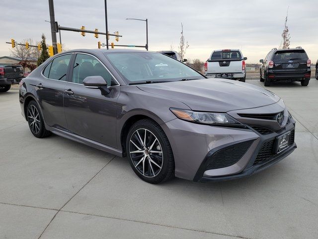 2023 Toyota Camry SE