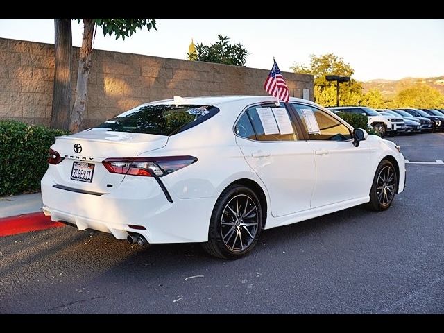 2023 Toyota Camry SE