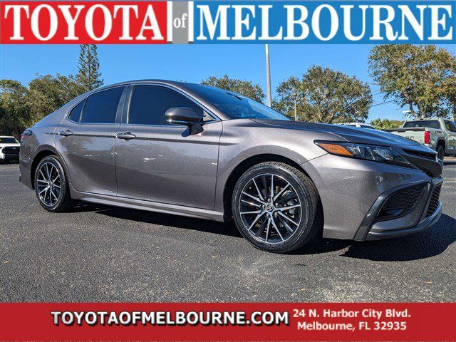 2023 Toyota Camry SE Nightshade