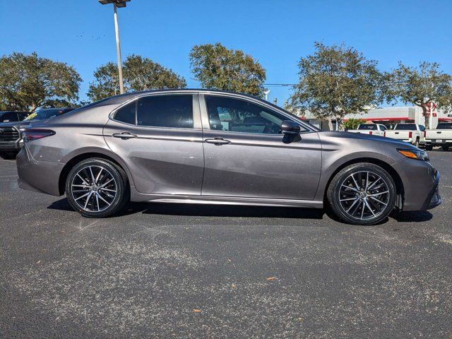 2023 Toyota Camry SE Nightshade