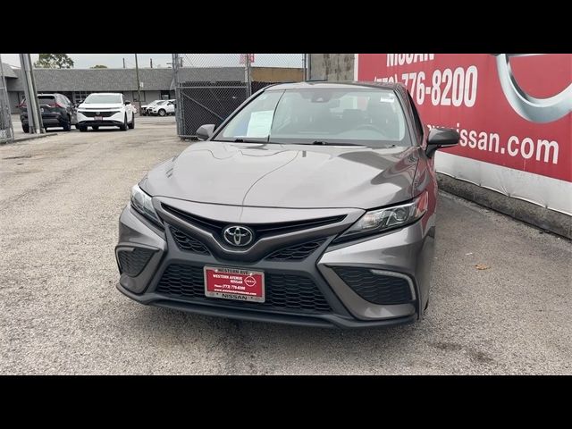 2023 Toyota Camry SE