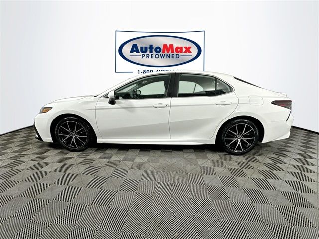 2023 Toyota Camry SE Nightshade