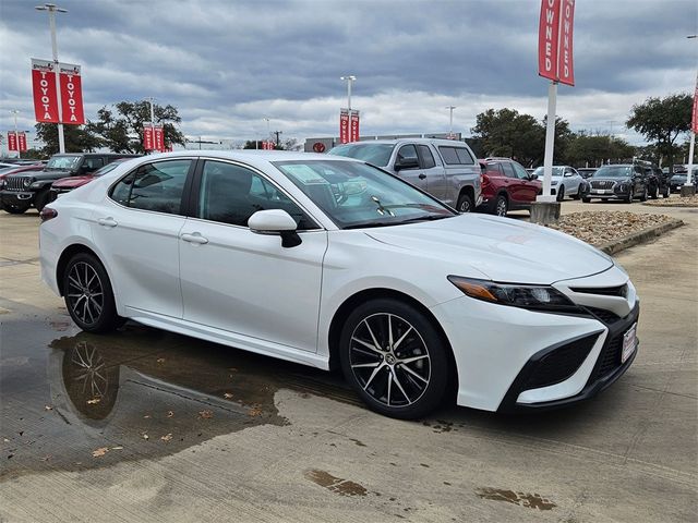 2023 Toyota Camry SE Nightshade