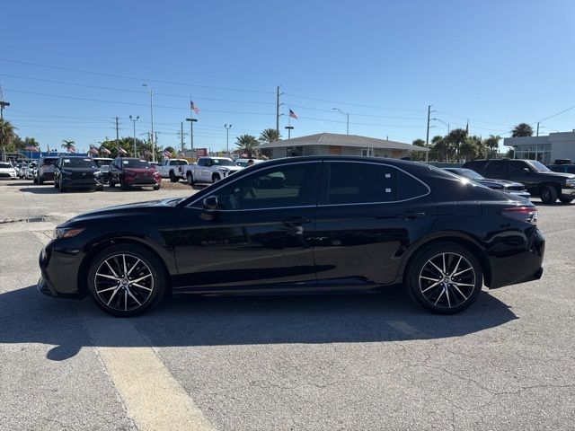 2023 Toyota Camry SE