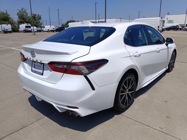 2023 Toyota Camry SE