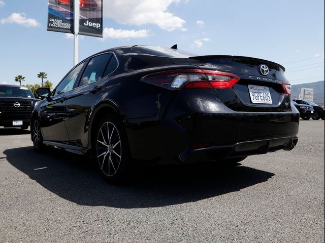 2023 Toyota Camry SE