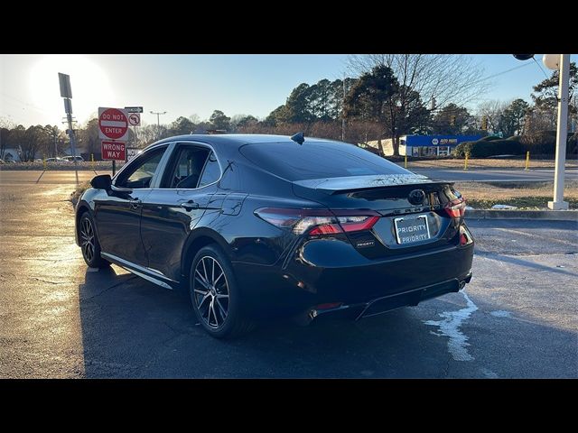 2023 Toyota Camry SE Nightshade