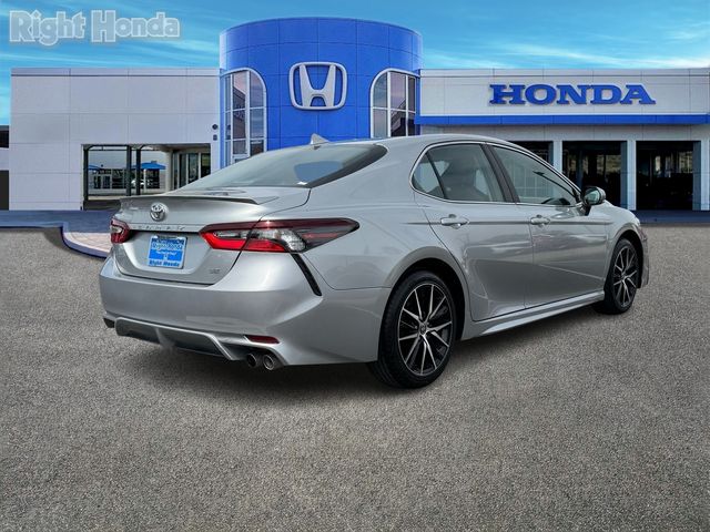 2023 Toyota Camry SE