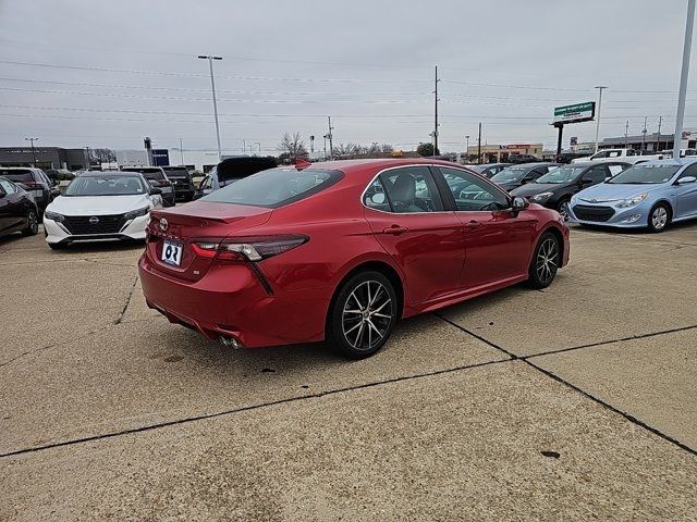 2023 Toyota Camry SE