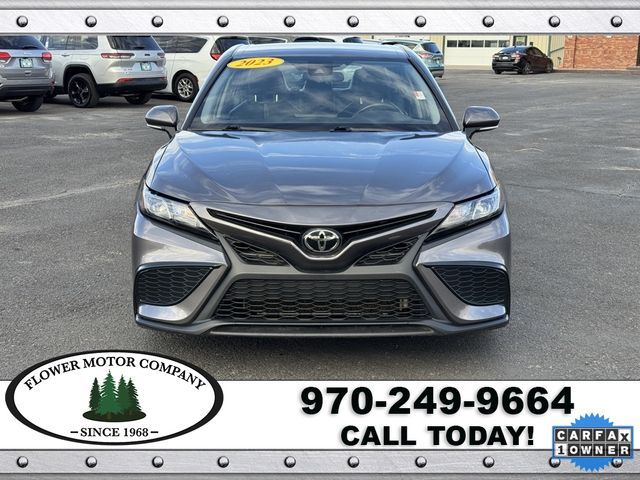 2023 Toyota Camry Hybrid SE Nightshade