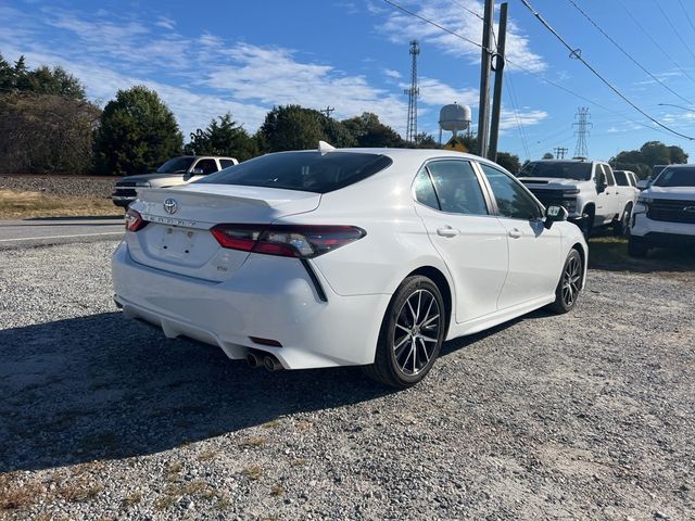 2023 Toyota Camry SE