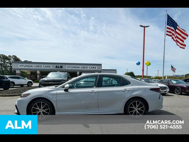 2023 Toyota Camry SE