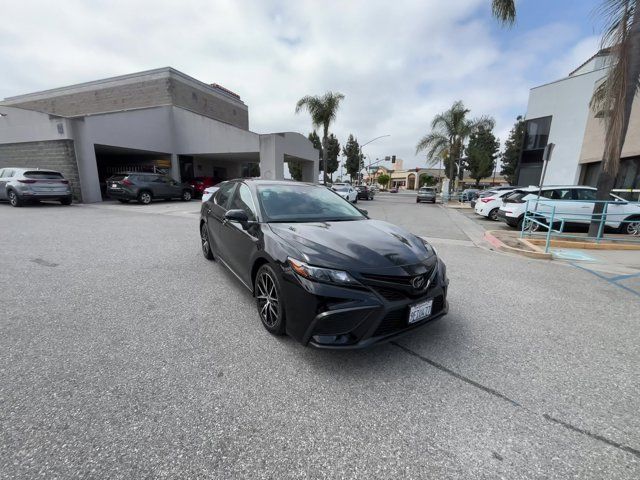 2023 Toyota Camry SE