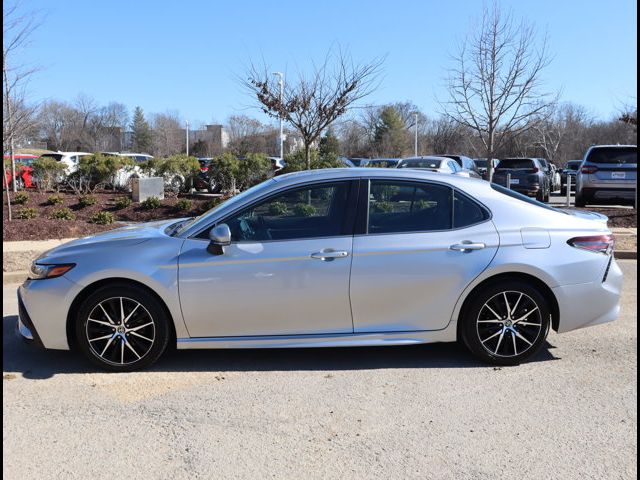 2023 Toyota Camry SE