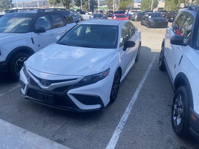 2023 Toyota Camry SE