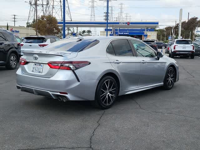 2023 Toyota Camry SE