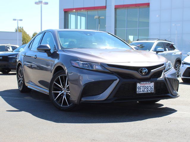 2023 Toyota Camry SE