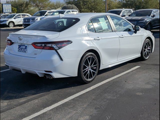 2023 Toyota Camry SE