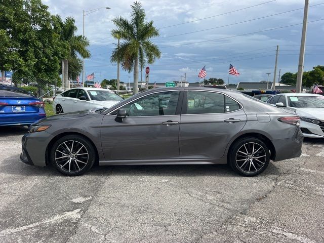 2023 Toyota Camry SE