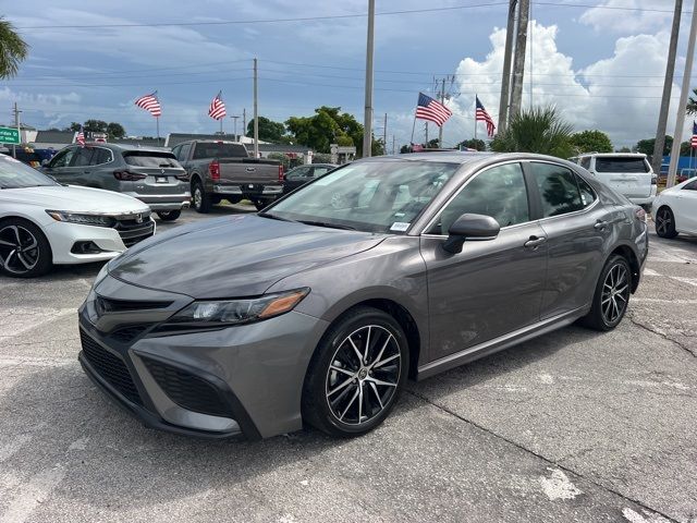 2023 Toyota Camry SE