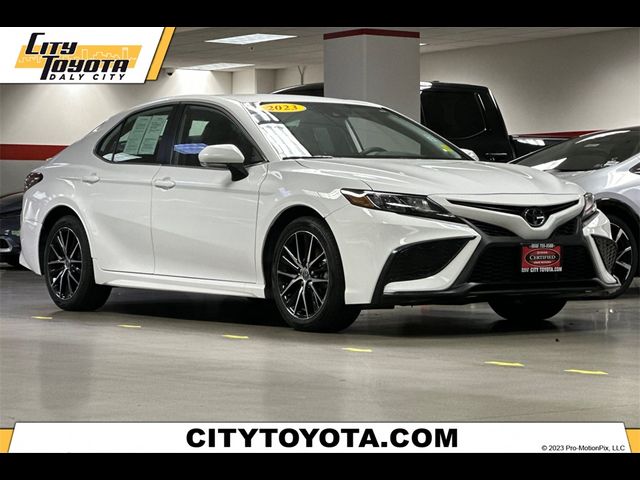 2023 Toyota Camry SE