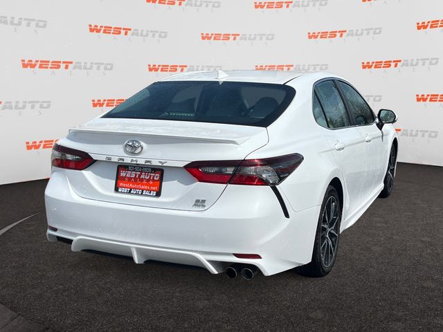 2023 Toyota Camry SE