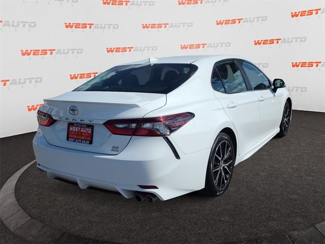 2023 Toyota Camry SE