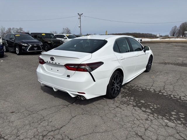 2023 Toyota Camry SE