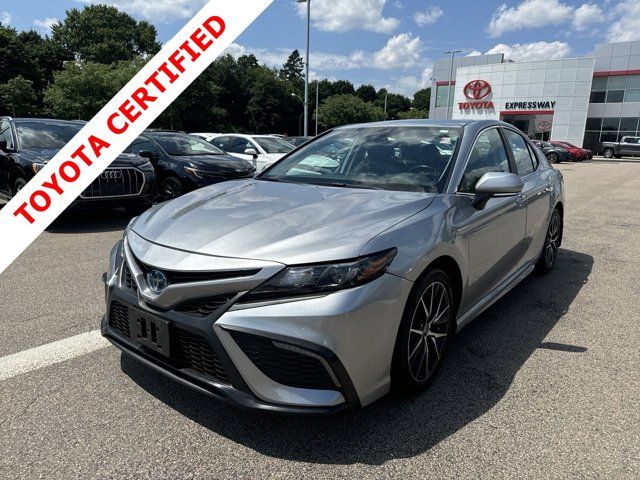 2023 Toyota Camry Hybrid SE